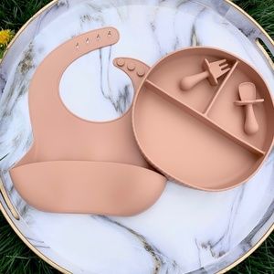 Baby/Toddler Dinner set Silicone w/ Suction plate